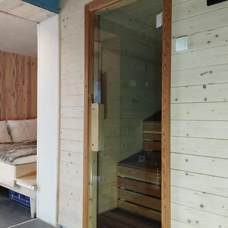 Tesla 29, Lejlighed *